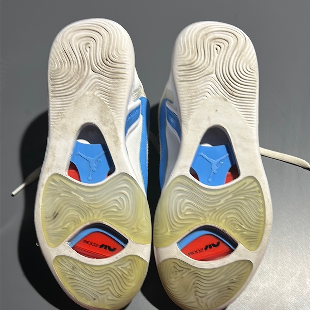 Jordan Tatum 1 Athletic Shoes - White, Blue, Red View 4